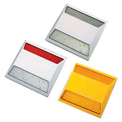 APEX Model 921 Raised Pavement Markers